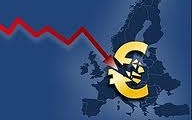 11 éves rekordmélységben az euró