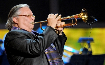 Budapesten koncertezik a tízszeres Grammy-díjas Arturo Sandoval