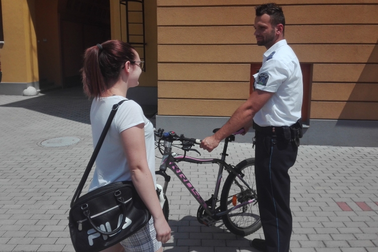 Kerékpárt lopott, a pápai rendőrök elfogták