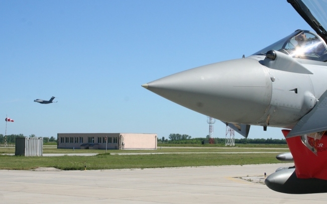 Katonai gyakorlat miatt intenzívebb lesz a légiforgalom Pápa környékén