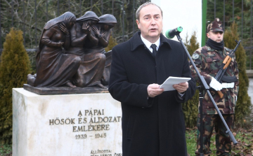 A doni hősökre emlékeztek