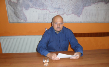 Jobbik: Pápa a betanított munka és a közmunka fellegvára