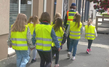 Zebraséta a  közlekedési kultúra napján