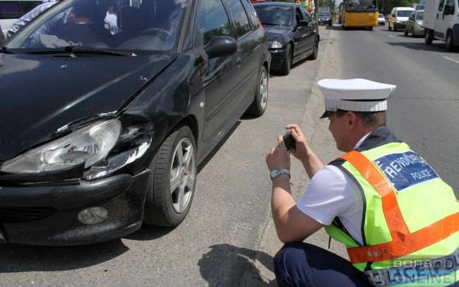 Hat baleset február első hetében