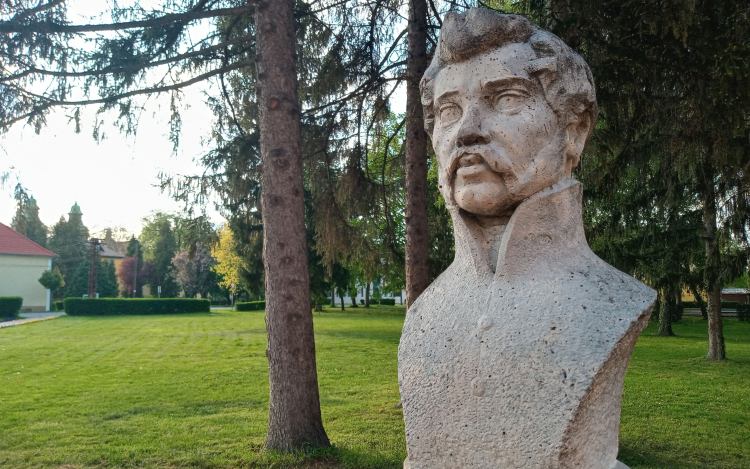 »A legnagyobb magyar görög költő«