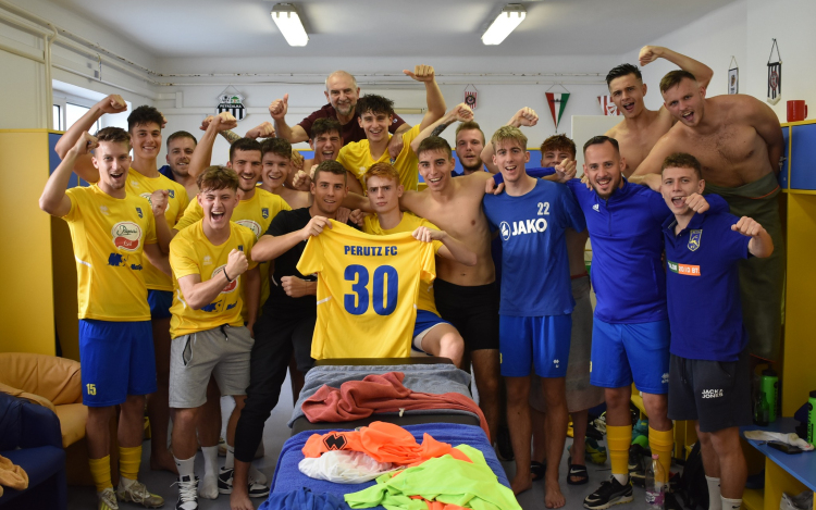 Itt az újabb 8:1-es Perutz siker!