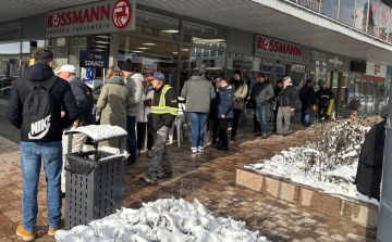 A Tisza és a Fidesz is összegyűjtötte az induláshoz szükséges ajánlásokat