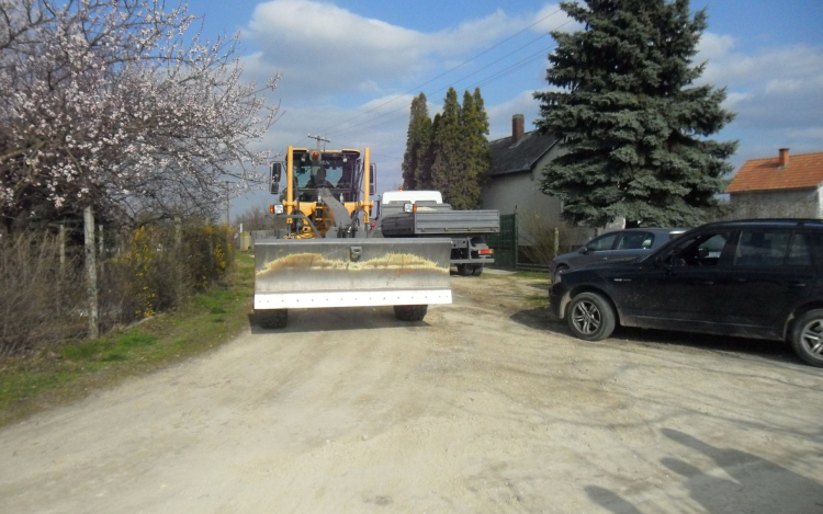 Felújítják a hegyi utakat