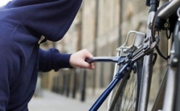 Kerékpárt lopott az eltűnés miatt körözött 15 éves fiú