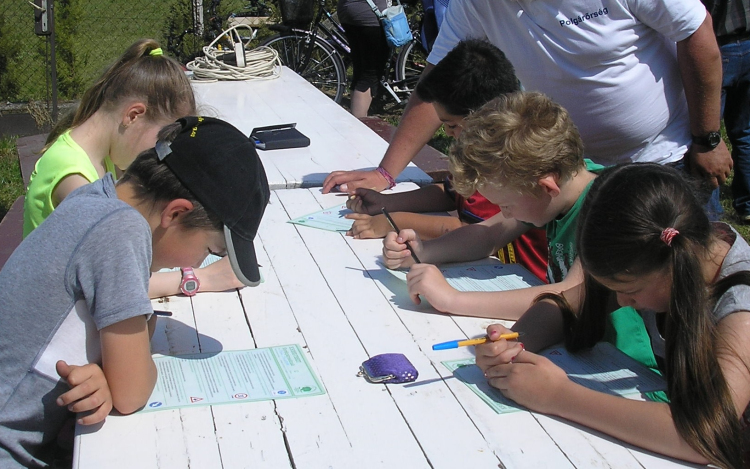 Kerékpáros verseny Egyházaskeszőn