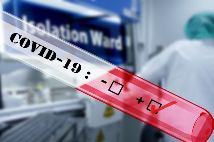 Megugrott az újonnan diagnosztizált fertőzöttek száma Szlovákiában 