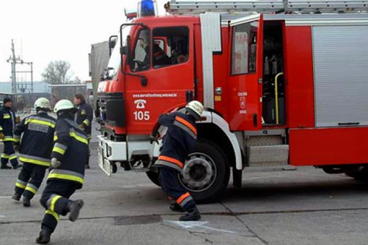 Frontális karambol Csót és Pápateszér között