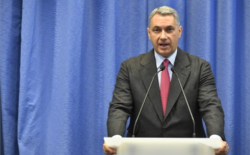 Lázár János: lezárult a Nemzeti kastély- és várprogram