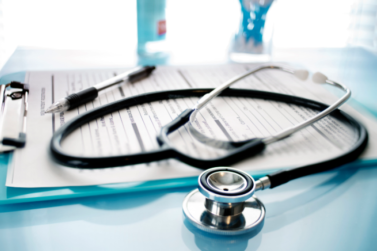 Rátámadt az asszisztensre az egyik Pápa környéki háziorvosi rendelőben