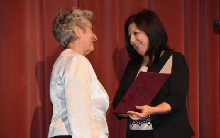 Édes Lászlóné vehette át a Pro Cultura Díszoklevelet