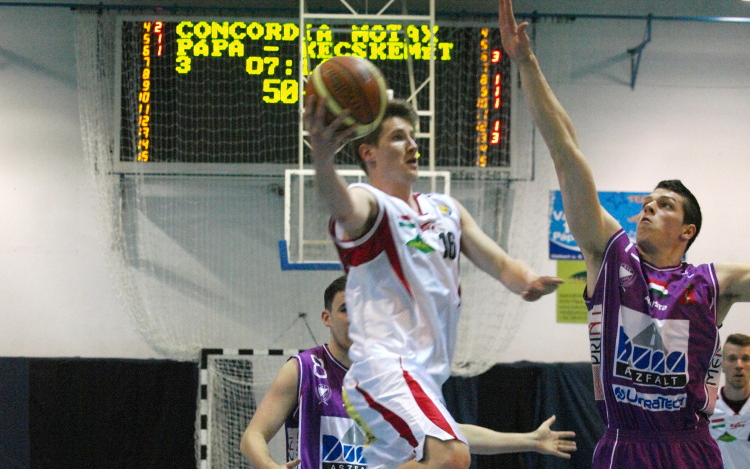 Továbbra is veretlenül az NB I/B rájátszásban