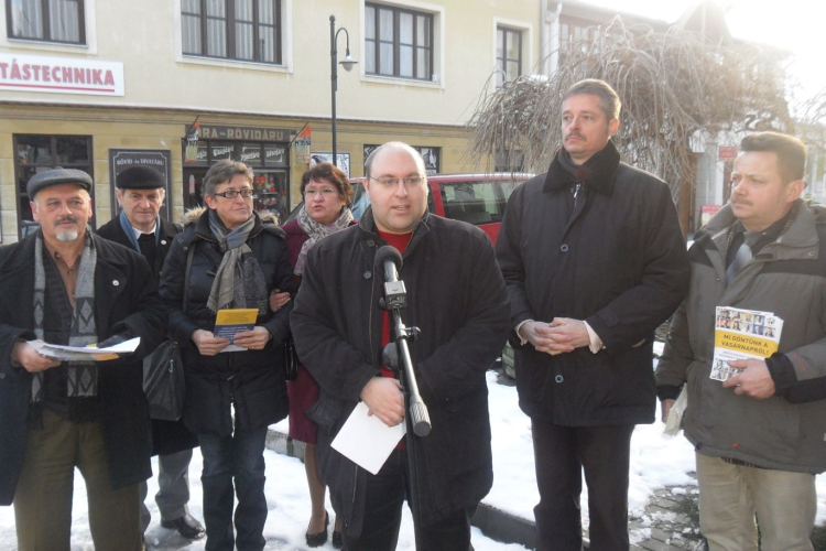 DK: Az Orbán-kormány Európa legbecstelenebbike