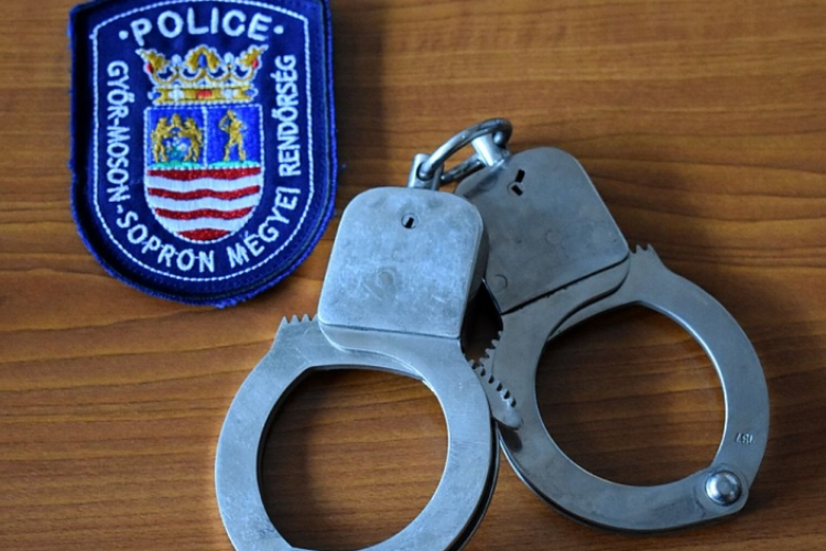 Megkéselte tanárát egy diák az egyik győri középiskolában