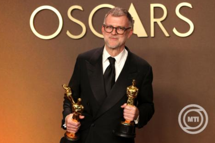 Oscar-díj - Az Egyik csata a másik után nyerte a legjobb film díját