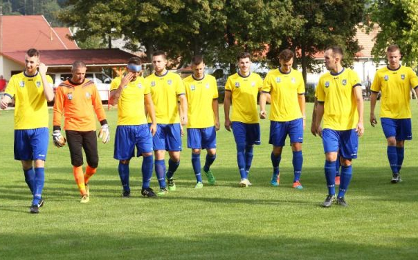 11-et rúgott a Perutz