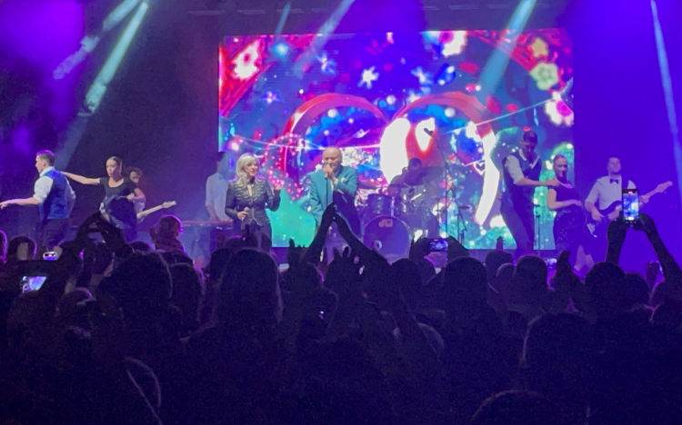 Korda Gyuri bácsiék berobbantak a pápai vasárnap estébe