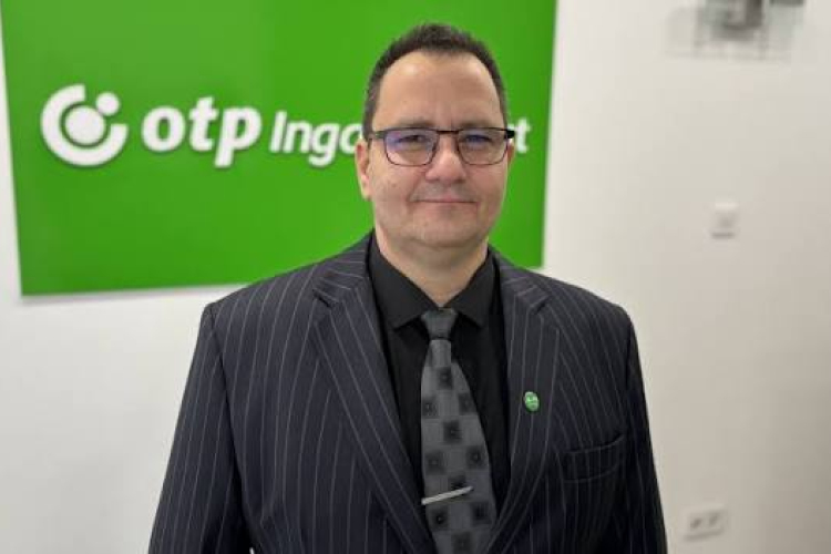 „Egy ingatlan 24 órában eladó” – Interjú Molnár Márk Istvánnal, a pápai régió hatszoros Aranycsapat-tag ingatlanszakértőjével