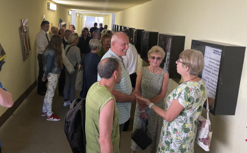 Vasúti aluljáró galéria nyílt Pápán