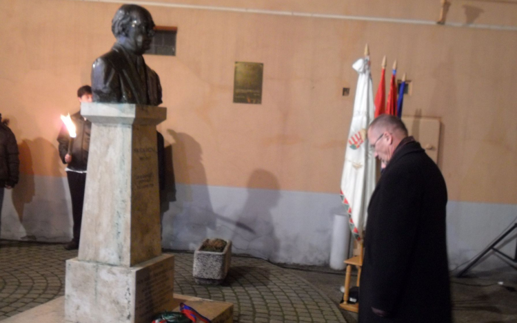 Soha többé ne tűrjük el, hogy ilyen történhessen velünk...