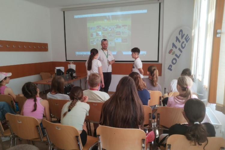 Kábítószer-ellenes Világnap Pápán 