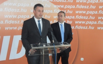 MSZP-közeli cégekhez vándorló 200 millióról beszél a Fidesz