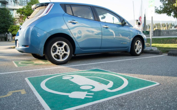 Elektromos töltőállomás létesül Pápán