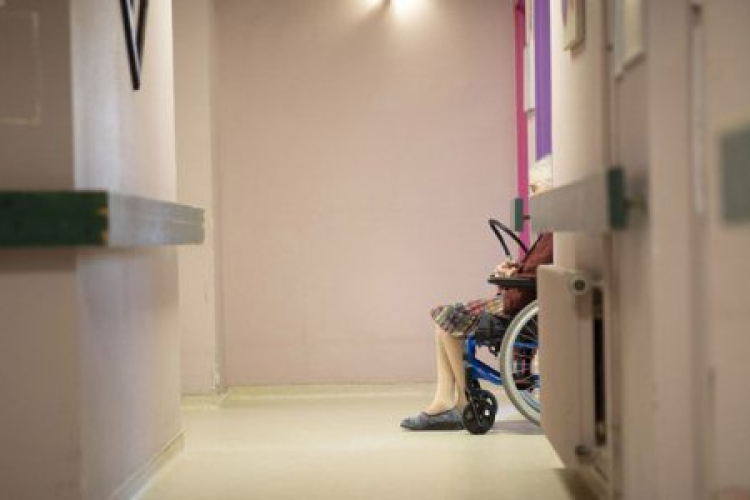 Több mint 200 fertőzött egy Veszprém megyei szociális intézményben