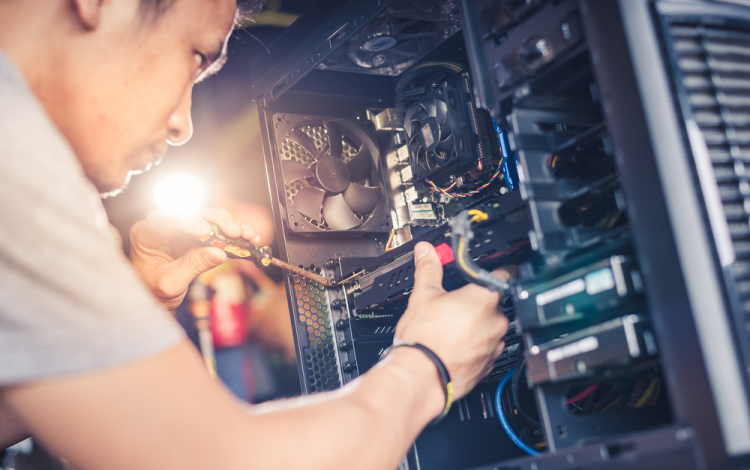 Újra trendi a használt számítógép