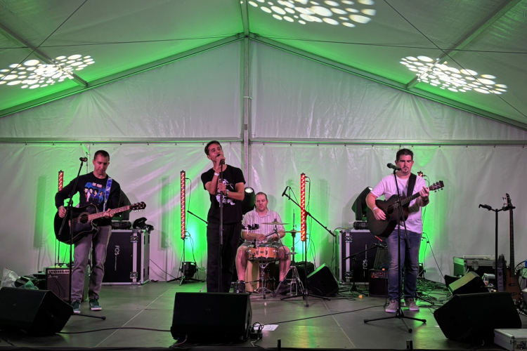 Pápai Cicege és Borfesztivál - Szombat - 2025