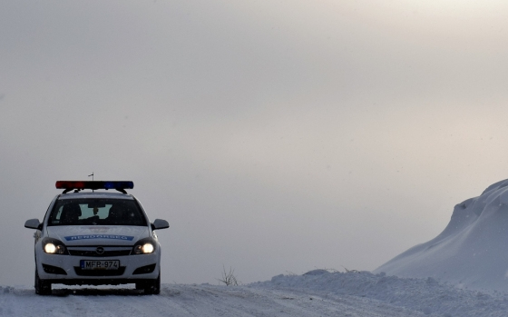Eltévedt a Bakonyban a két kiránduló, a pápai rendőrök megtalálták őket