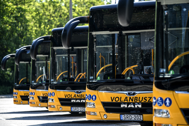 Jelentős változások a menetrendben, a pápai járatokat is érintik a módosítások!