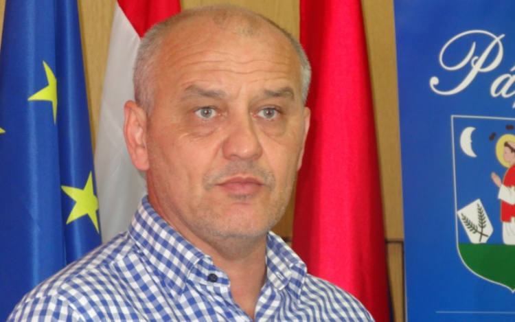 Grőber Attila magabiztosan nyerte meg az előválasztást Pápán