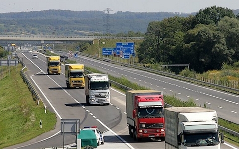 Kiesett a kamionból - meghalt a magyar sofőr Burgenlandban