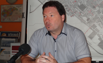 Süle Zsolt: Járjon munkabér az otthonápolásért