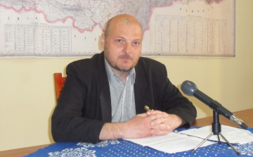 Jobbik: a pápaiak ne támogassák aláírásukkal se a Fideszt, se a szocialistákat!