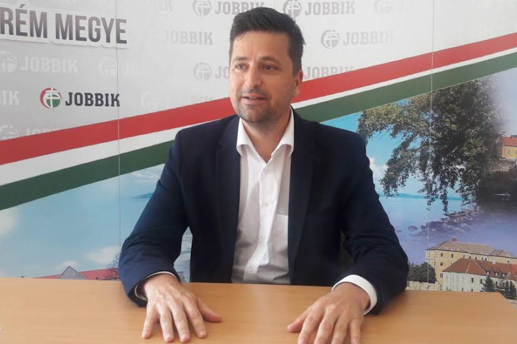 Bérunió - Veszprém megyében is gyűjtjük az aláírásokat