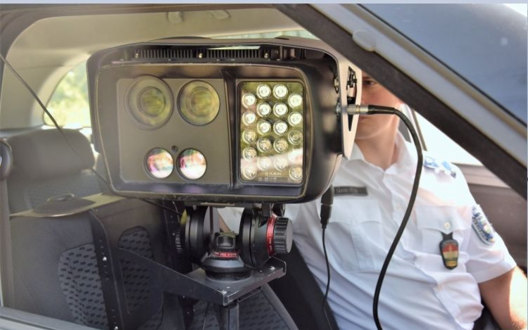 Több mint 30 gépjárművezetőt bírságoltak meg a pápai rendőrök, a közlekedési akció során