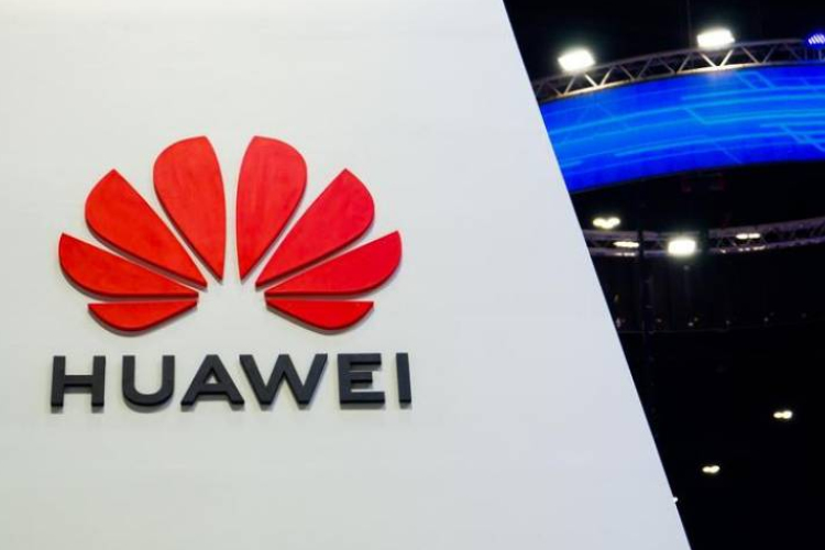 Újra kereskedhetnek amerikai cégek a Huaweijel!