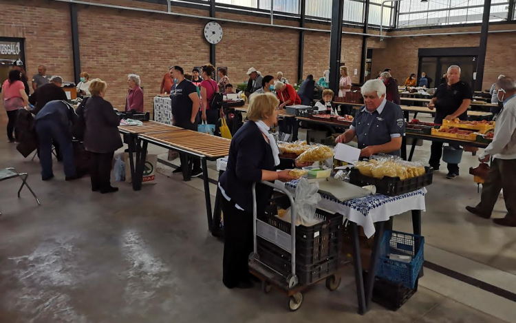 A veszélyhelyzet előtti rendben működik újra a városi piac