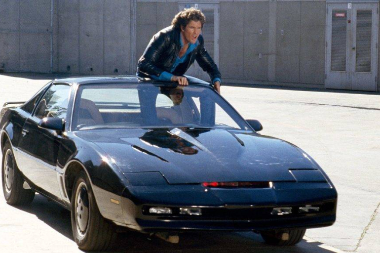 David Hasselhoffal tér vissza a Knight Rider