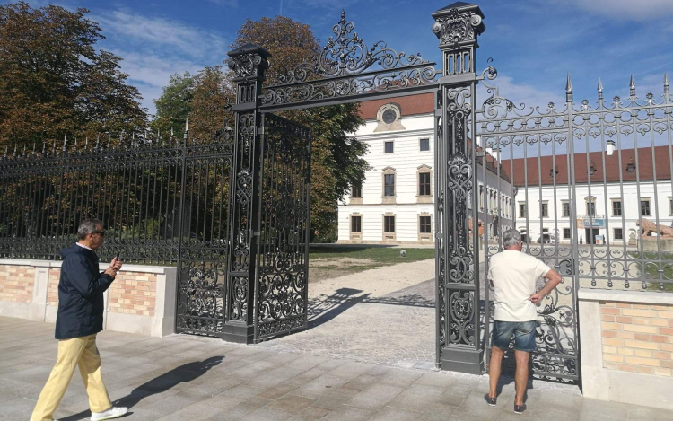 Világhírű opera kötődik Pápához