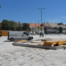 Utolsó simítások a pápai Fő téren