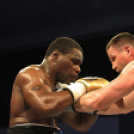 Brutális pofonok a pápai boxgálán