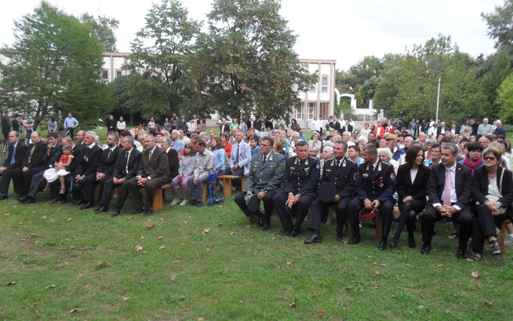 Meg kell védenünk Hazánk és Európa határait