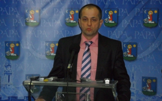 Heteken belül kártalanítja a kormány a Pápai Hús beszállítóit